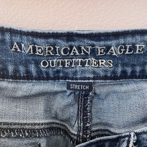 American Eagle Pocket Lace Jean Shorts - Picture 2 of 4